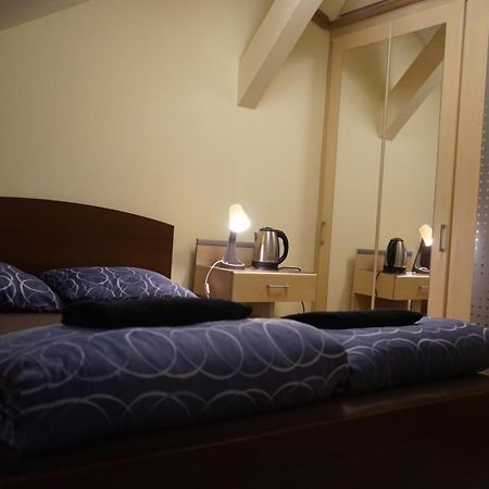 Schoepfwerk Hostel 10 Viyana Dış mekan fotoğraf