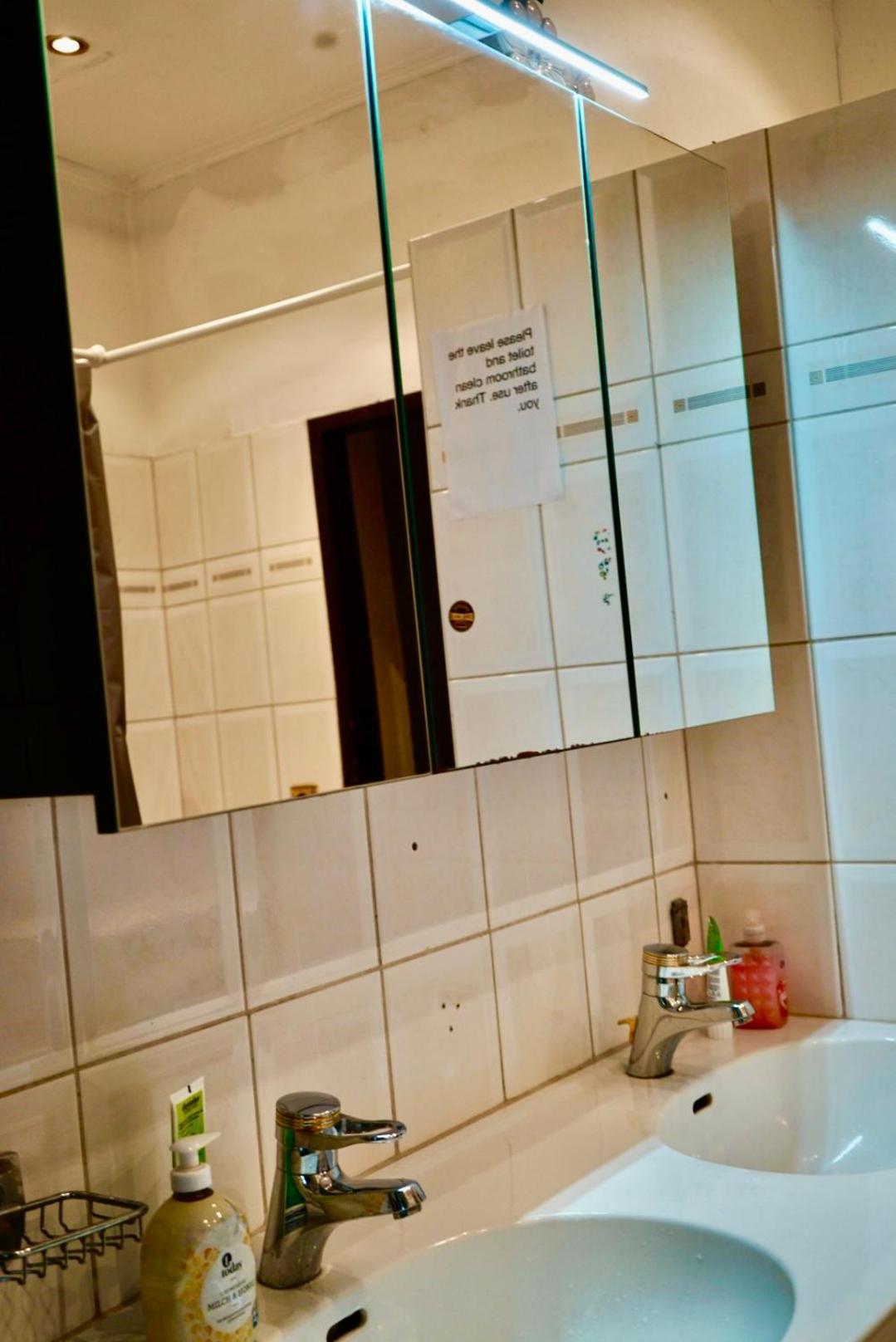 Schoepfwerk Hostel 10 Viyana Dış mekan fotoğraf